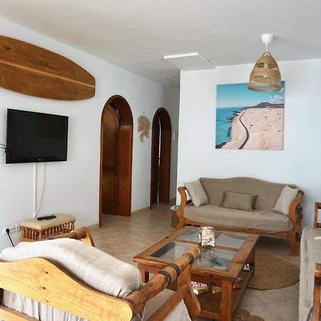 Pura Vida Surf Camp & School Hostel La Oliva Εξωτερικό φωτογραφία