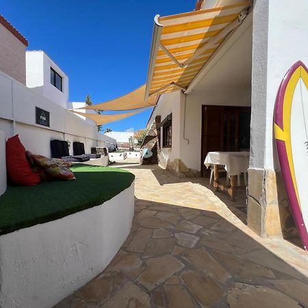 Pura Vida Surf Camp & School Hostel La Oliva Εξωτερικό φωτογραφία
