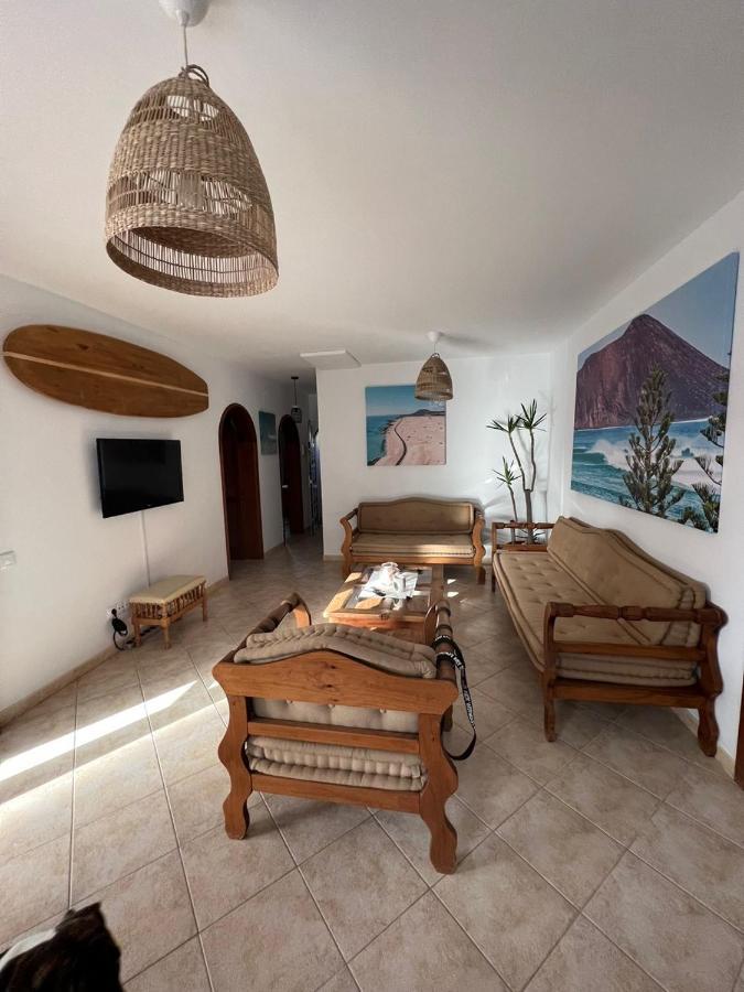 Pura Vida Surf Camp & School Hostel La Oliva Εξωτερικό φωτογραφία