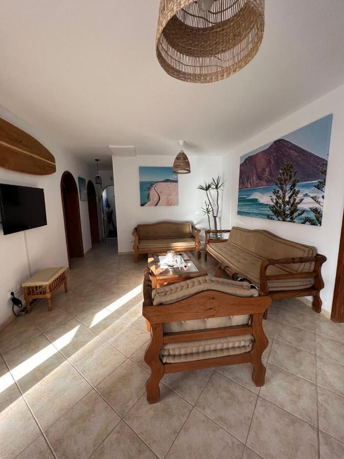 Pura Vida Surf Camp & School Hostel La Oliva Εξωτερικό φωτογραφία